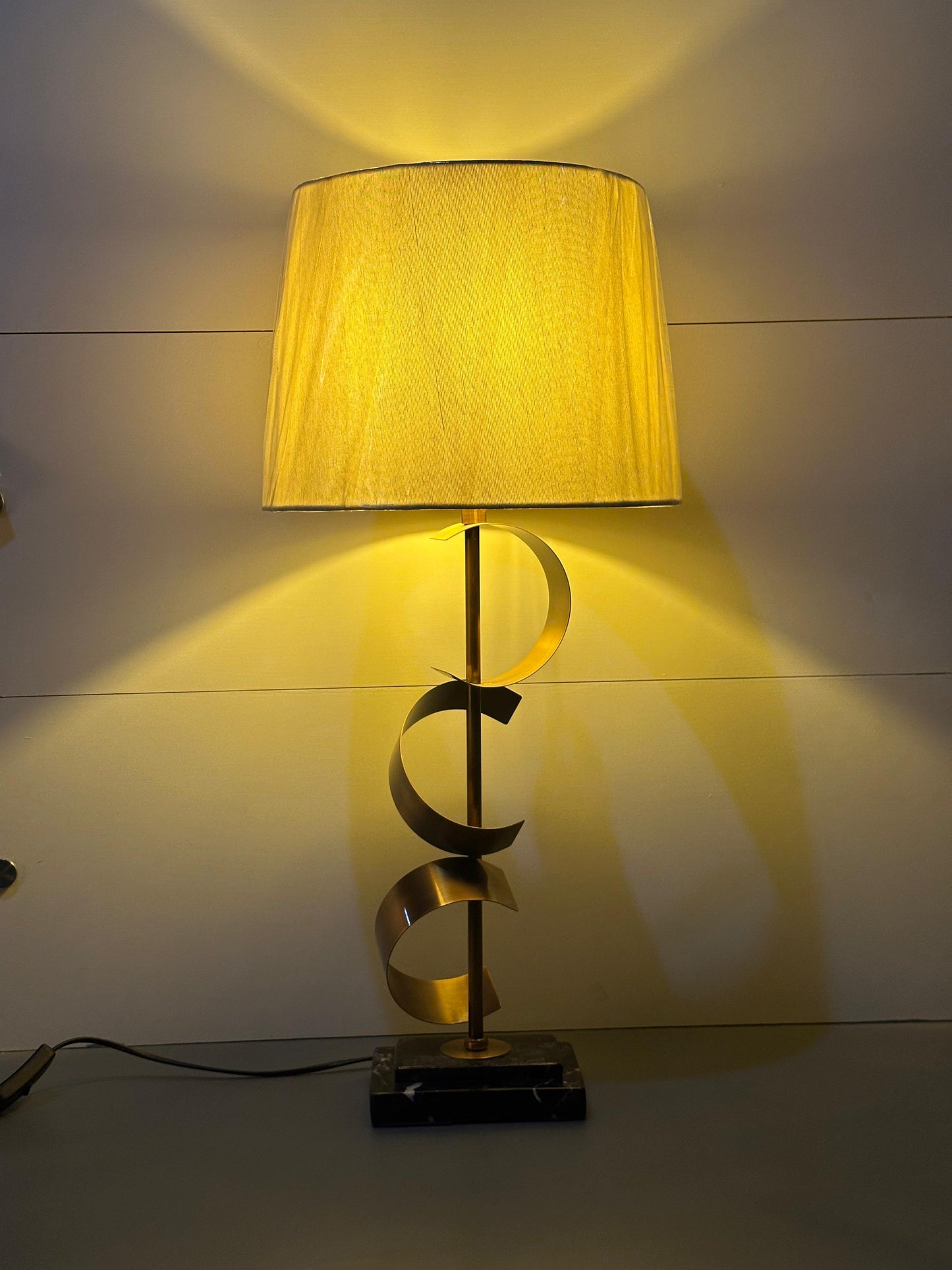 Traditional Ornate Bedside Pair Table Lamp - Gold/Bronze Finish & Classic White Shade